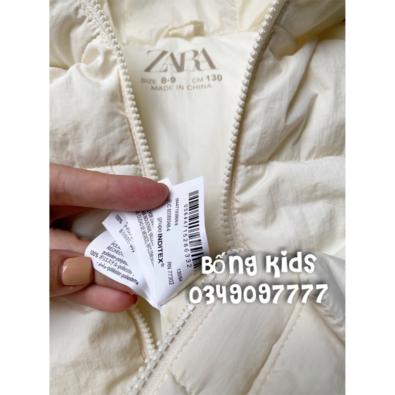 Áo Gile Phao Hood Bé Gái Trắng Dáng Dài ZR