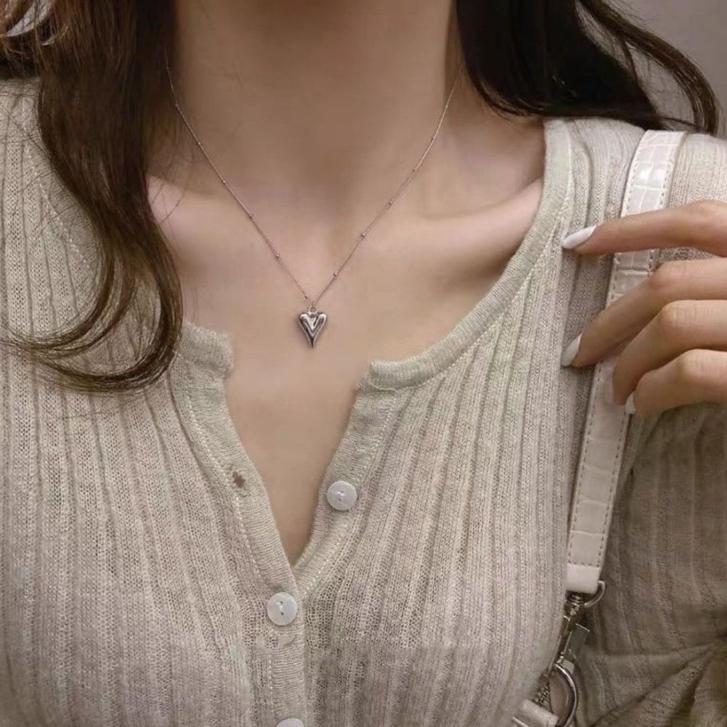 Dây chuyền hình trái tim sợ mảnh dể thương dành cho nữ giá rẻ kiểu dáng nhẹ nhàng thanh lịch