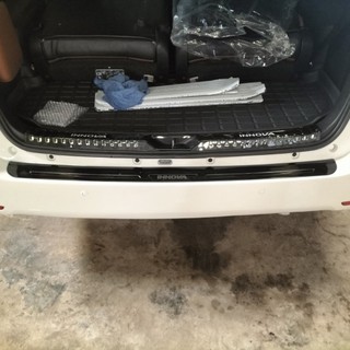 Chống trày cốp trong ngoài toyota innova 2017-2022 chất liệu titan