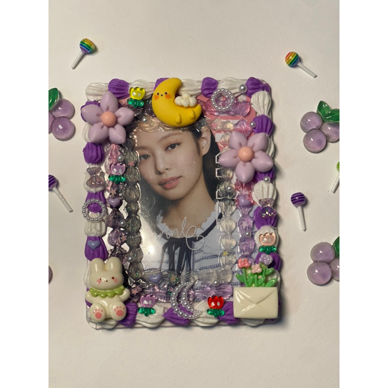 Toploader A7 trang trí màu vàng và tím