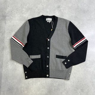 23085 áo khoác cardigan thom 2 màu viền cúc viền tay 6877 bin store