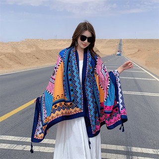 Khăn hoạ tiết boho đi biển