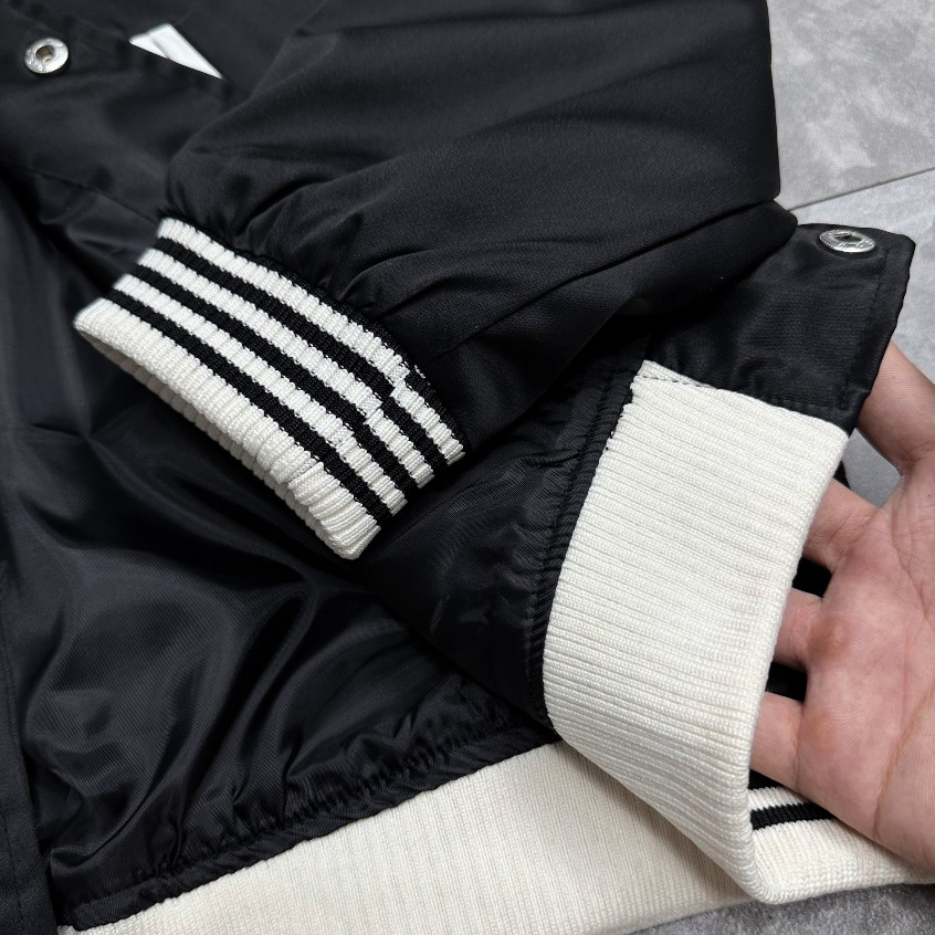 Áo Khoác Bomber Cê lin Phối Hoạ Tiết Viền Sọc Tay Siêu Chất  - Áo Bomber Gió Cê Lin Đẳng Cấp