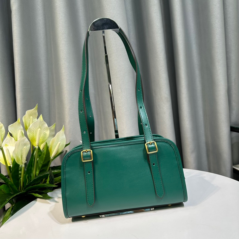 TÚI COACH SWING ZIP CM565