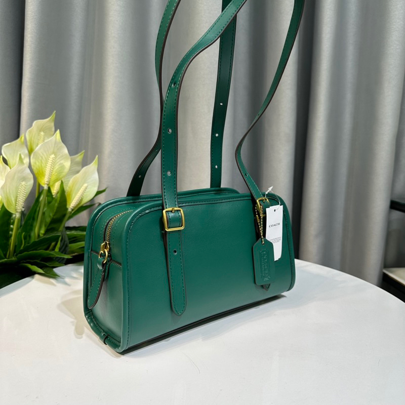 TÚI COACH SWING ZIP CM565