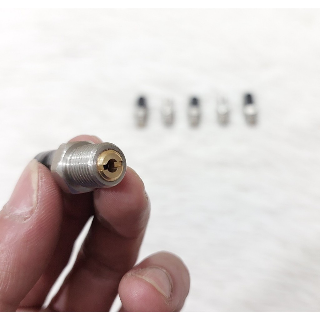Van Nạp Một Chiều Chân 8 Và chân 10mm