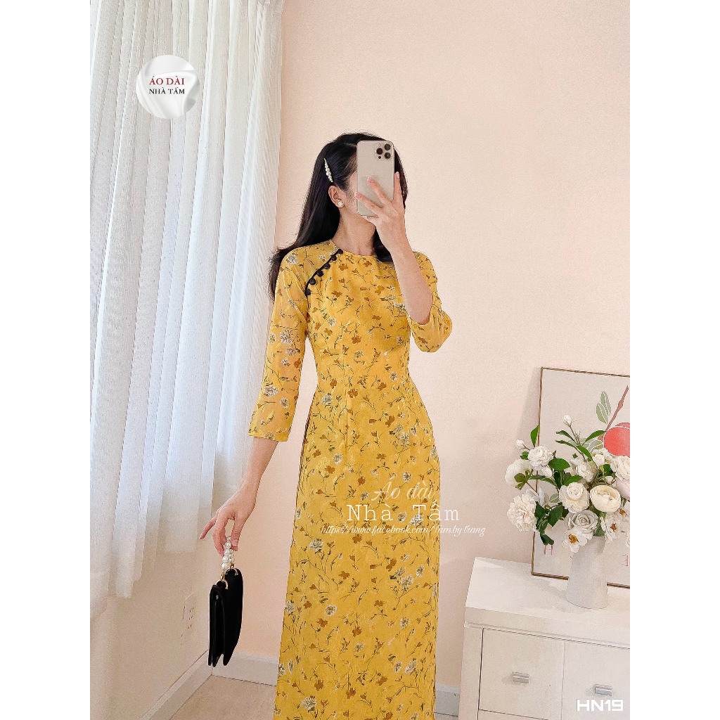 ÁO DÀI HOA NHÍ NỀN VÀNG CÚC ĐEN, ÁO DÀI NHÀ TẤM - HN19
