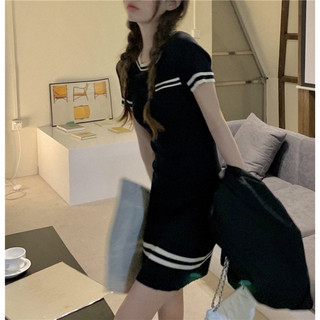 (Aheun.studio) Váy dệt kim body len nữ kiểu dáng ôm tay ngắn cổ tròn đen trắng hàng thiết kế Quảng Châu