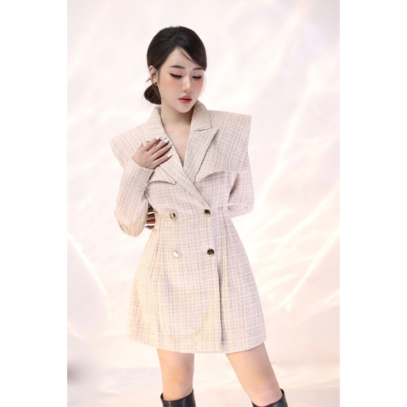 Khoác váy vạt thuỷ thủ