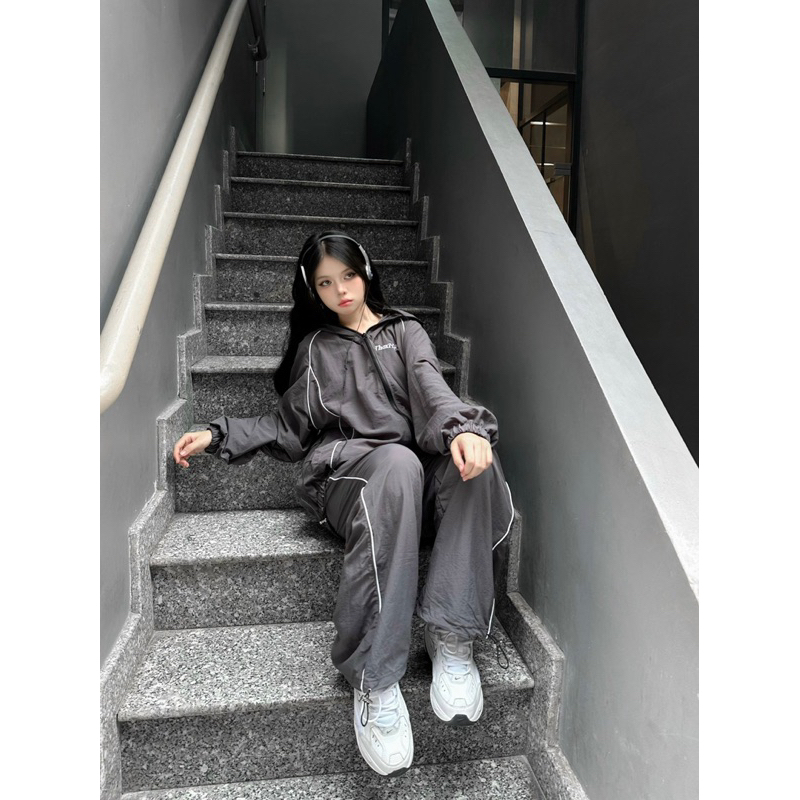 Set đồ thể thao khoác gió quần dù V2 // THOXRI