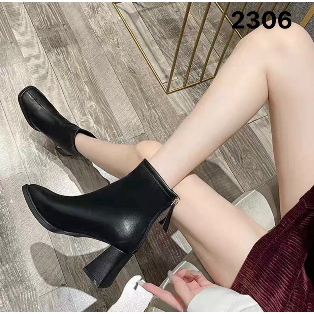 Hàng Sẵn- Bốt cao gót mũi vuông gót vuông cổ lửng da lì 6cm M5261