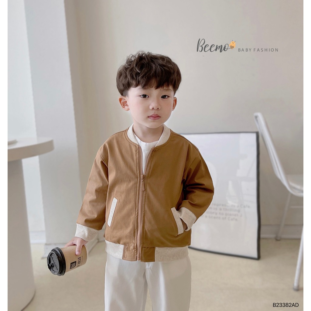 Áo khoác bomber Beemo cho bé trai, phối túi in chữ sau lưng, vải kaki hai lớp dày dặn, mặc thu đông B23382AD