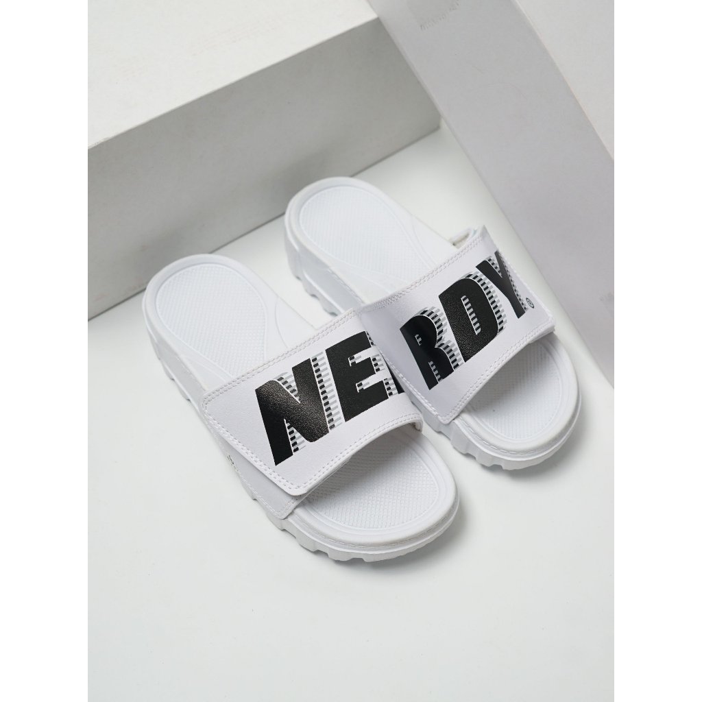 Dép quai ngang Unisex Slipper Cá Tính NỮ NERRDY ĐẾ CAO 4CM