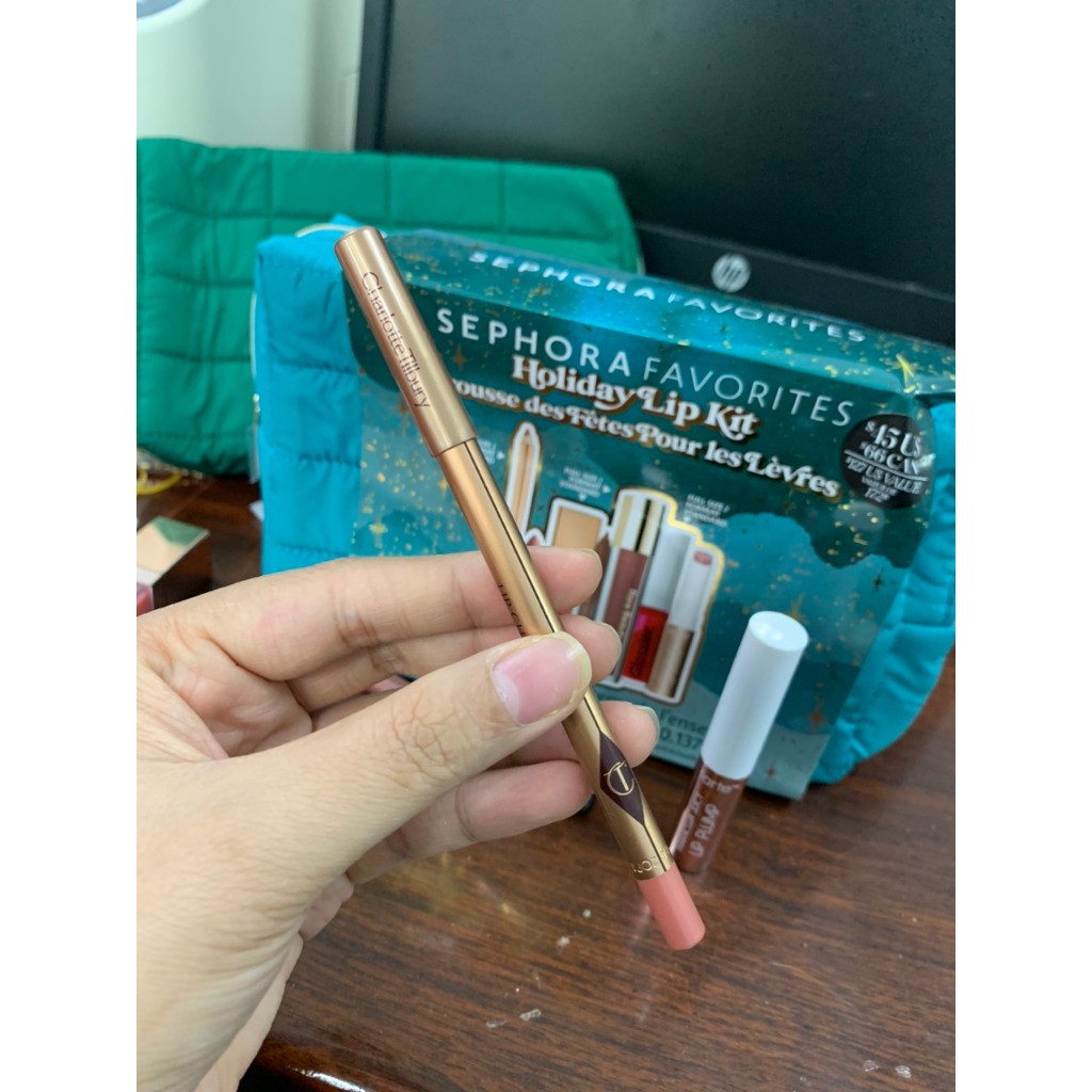 Set 7 son các hãng Sephora Holiday Lip Kit