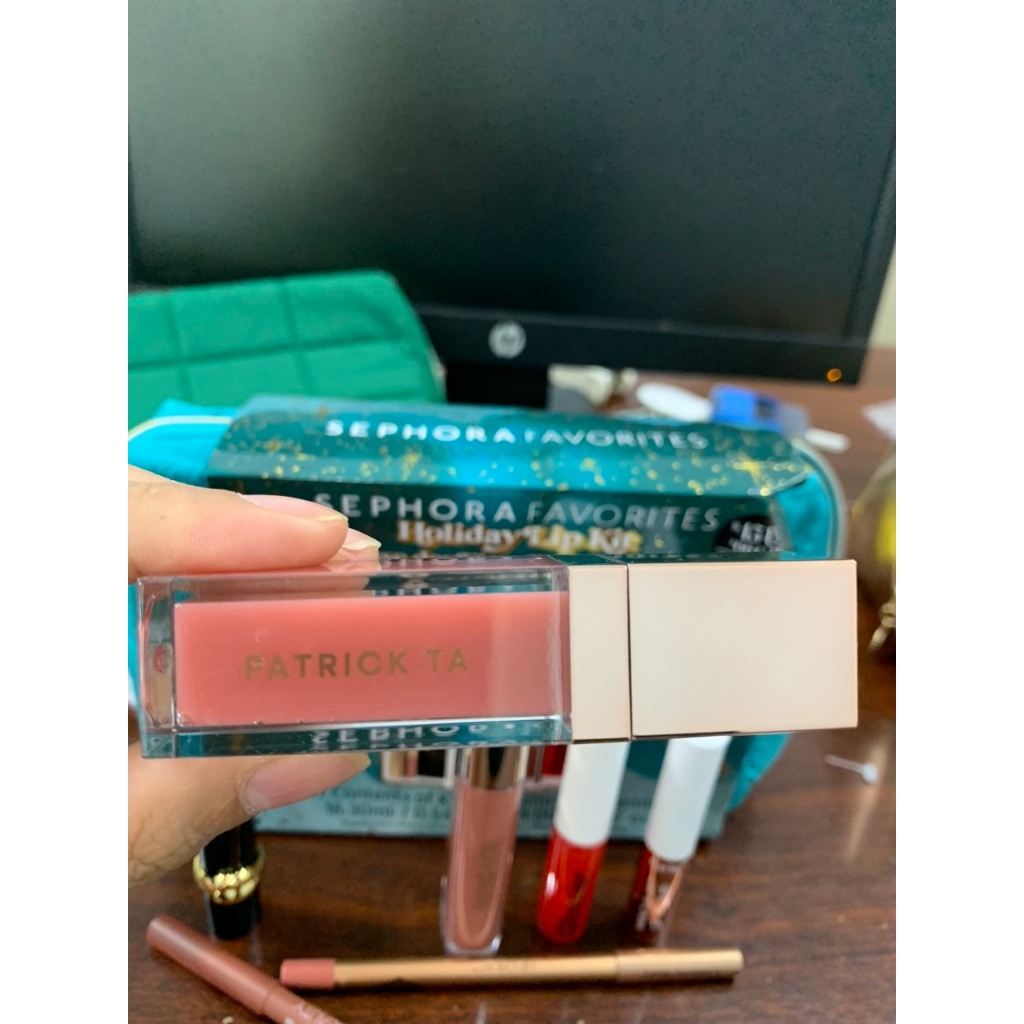 Set 7 son các hãng Sephora Holiday Lip Kit