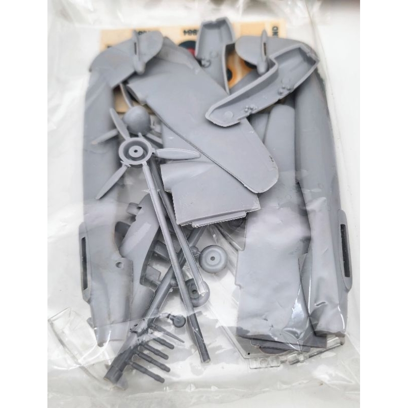 Mô hình quân sự, 1: 72, Revell 196x, Japan, máy bay Hawker Tempest, không giấy