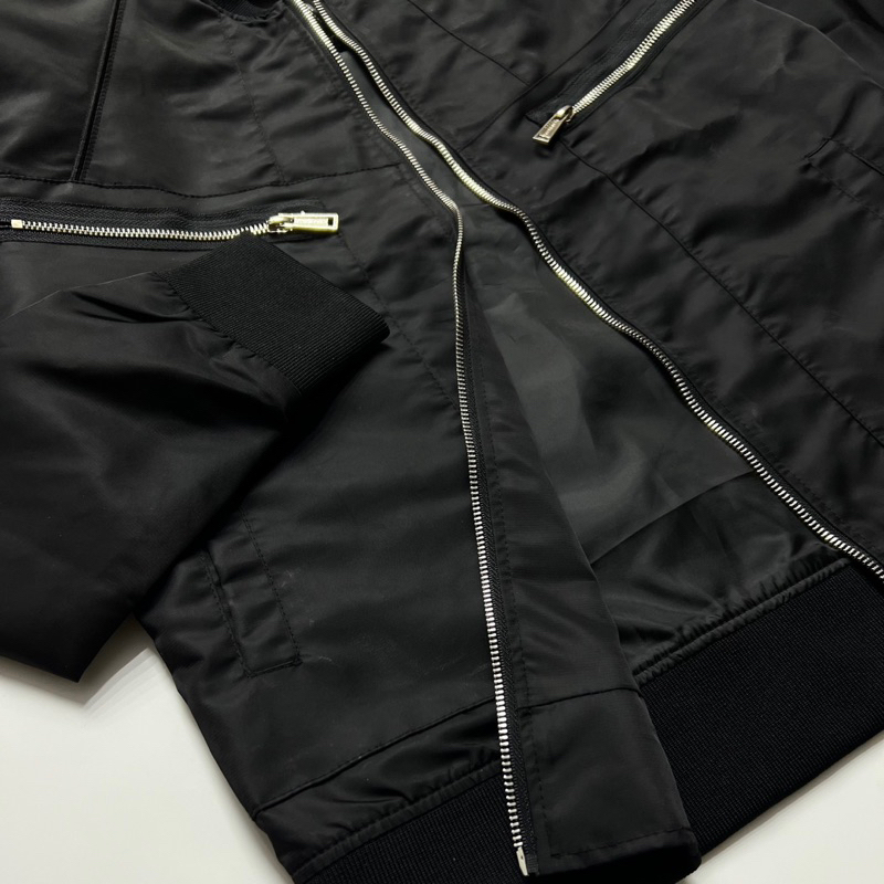 Áo gió dsq khoá hàng loại 1