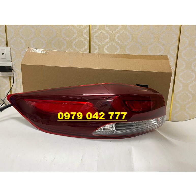 ĐÈN HẬU MẢNH NGOÀI HYUNDAI ELANTRA 2016-2018