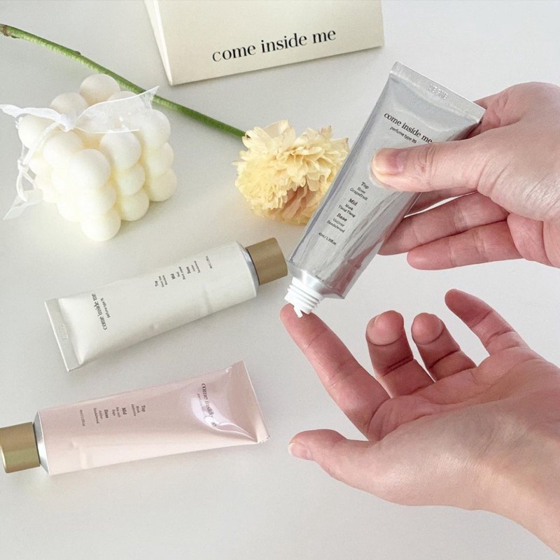 𝐍𝐮̛𝐨̛́𝐜 𝐇𝐨𝐚 𝐊𝐡𝐨̂ 𝐂𝐨𝐦𝐞 𝐈𝐧𝐬𝐢𝐝𝐞 𝐌𝐞 𝐒𝐨𝐥𝐢𝐝 𝐏𝐞𝐫𝐟𝐮𝐦𝐞 𝐊𝐨𝐫𝐞𝐚