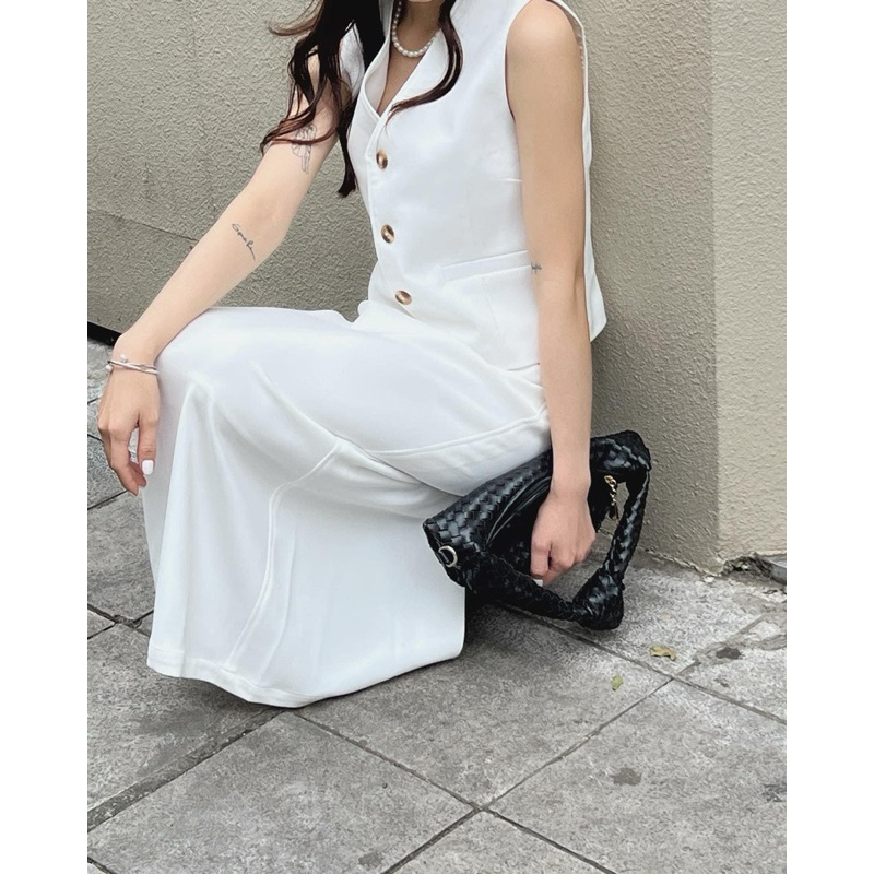 Chân váy KHUE HOUSE đen size L thanh lý