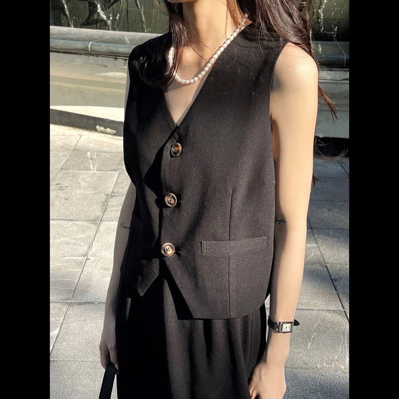 Chân váy KHUE HOUSE đen size L thanh lý