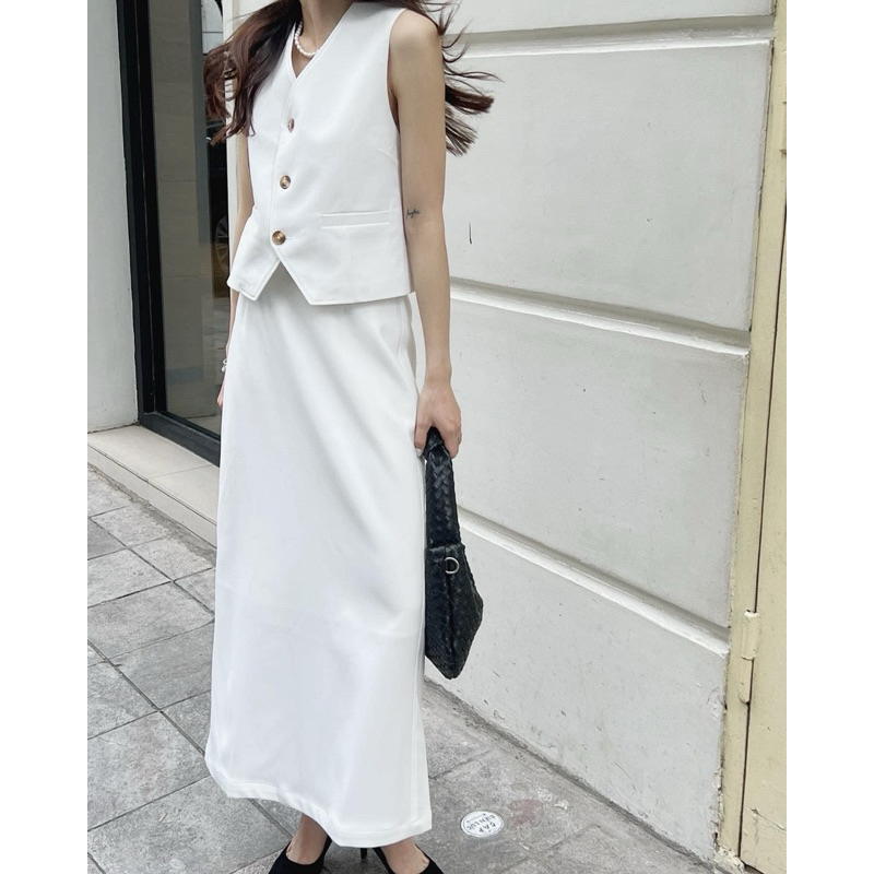 Chân váy KHUE HOUSE đen size L thanh lý