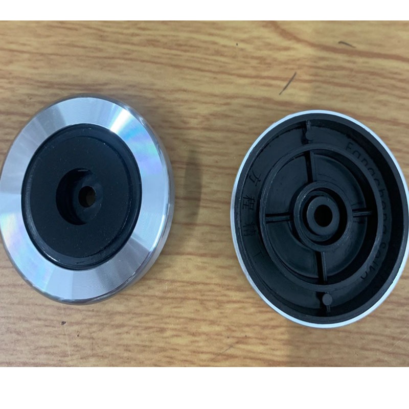 Set 4 chiếc Chân kê amply lõi nhựa bọc nhôm kích thước 40x12mm, 45x15mm