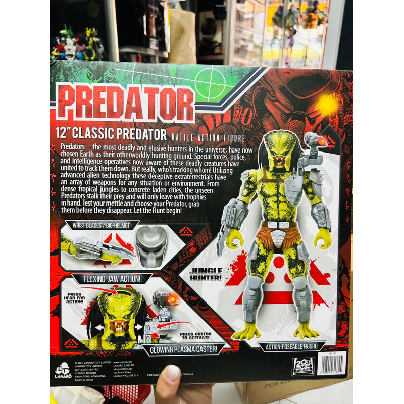 Mô hình Predator Collection 2021 Depredador 30cm Con Luz Laser