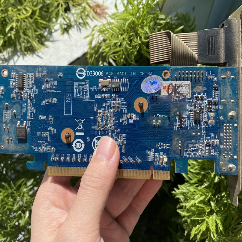 Card màn hình gt210 cũ linhkiensaigongiare