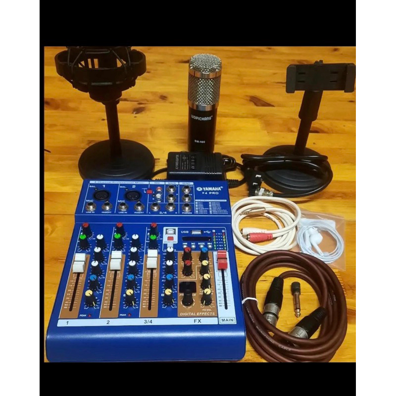 Bộ mic thu âm livestream BM900 và Bàn trộn mixer F4 pro kèm kẹp mic,kẹp điện thoại,tai nghe