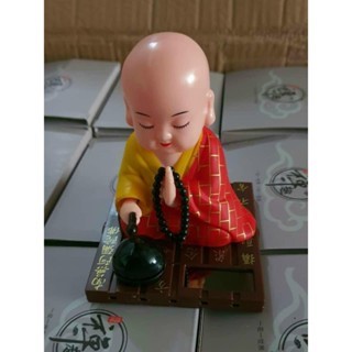Tượng chủ tiểu gõ mõ đặt taplo ô tô cao cấp, sang trọng