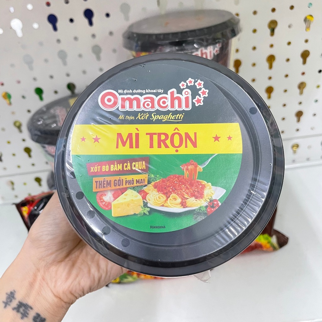 Mì bát OMACHI - mì bát trộn thịt xiên nướng, xốt Spaghetti bò bằm cà chua thêm gói phô mai - mì bát Omachi 95g