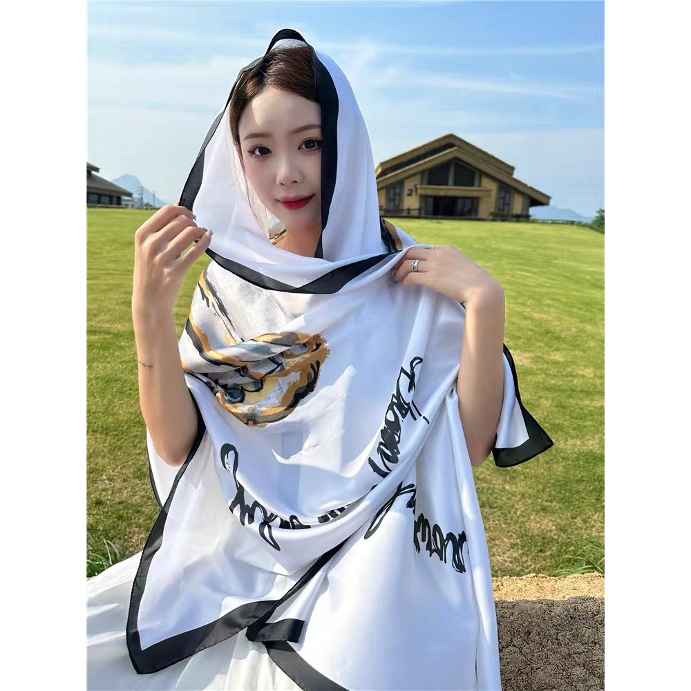 Khăn choàng lụa dài họa tiết nhẹ nhàng làm quà tặng sang trọng 90x180cm THY THY STORE