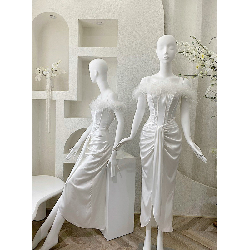 Đầm tiệc trễ vai lông vũ