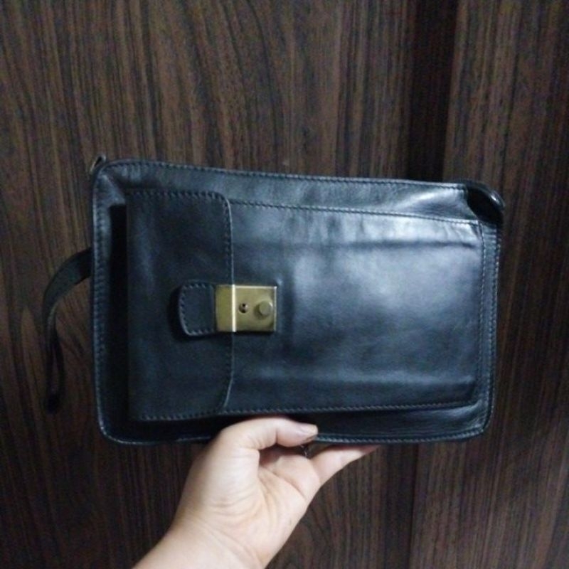 Clutch nam da thật, kiêm túi đeo chéo dáng hộp, si Nhật size 26x17