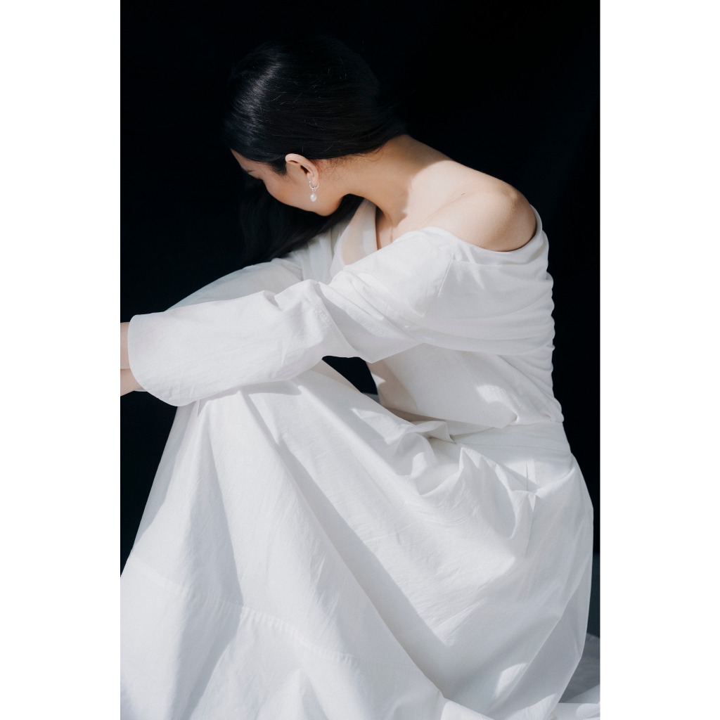 Sand Line Top & Poplin Cotton Skirt - Outfit xuống phố mùa thu