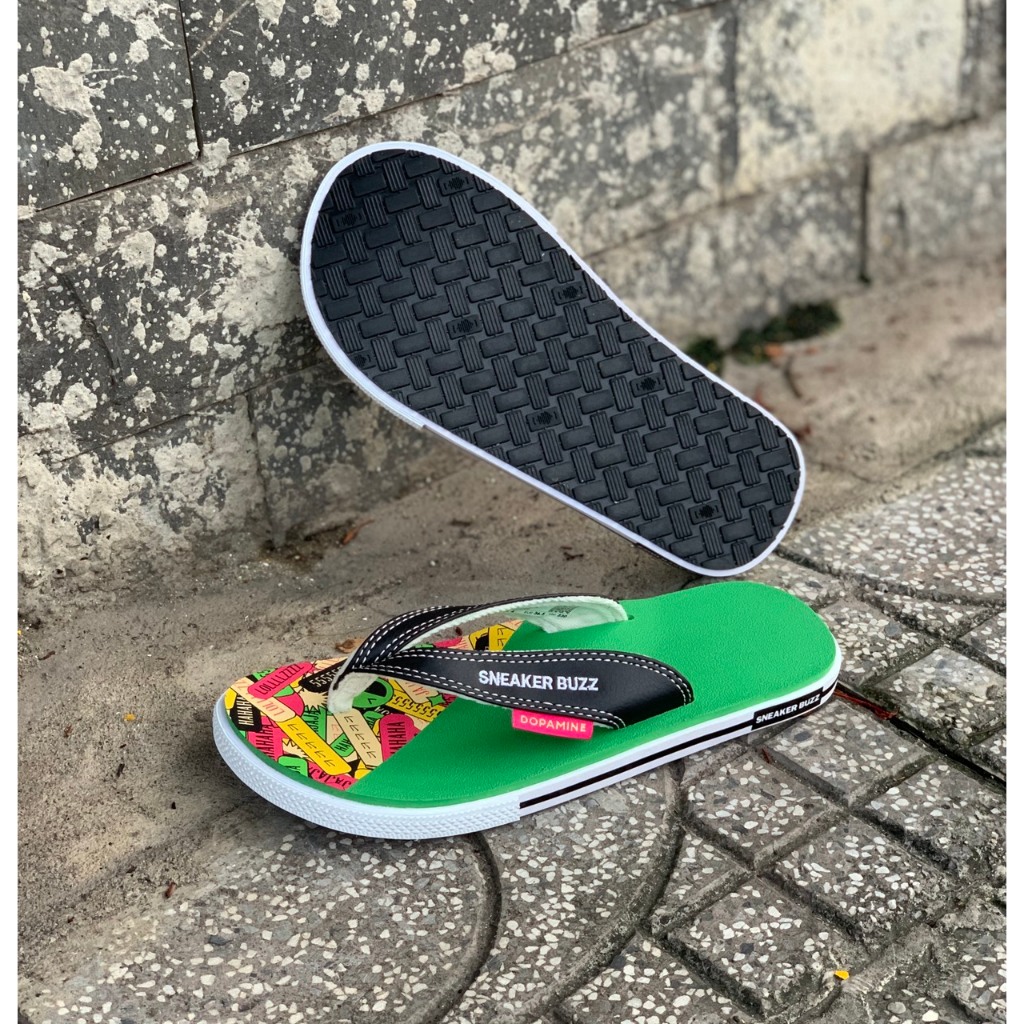 Dép Sneaker Buzz Xanh Quai Đen Họa Tiết