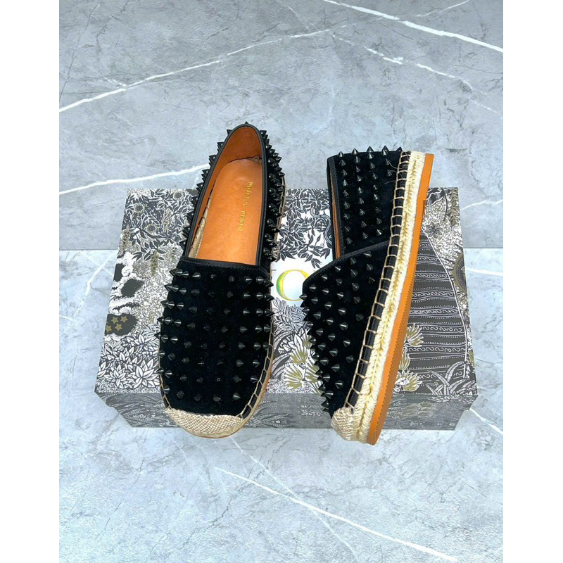 Giày slipon đính đá đen full mặt thêu viền đế chắc chắn,giày cói đính đinh lbt bản cao cấp