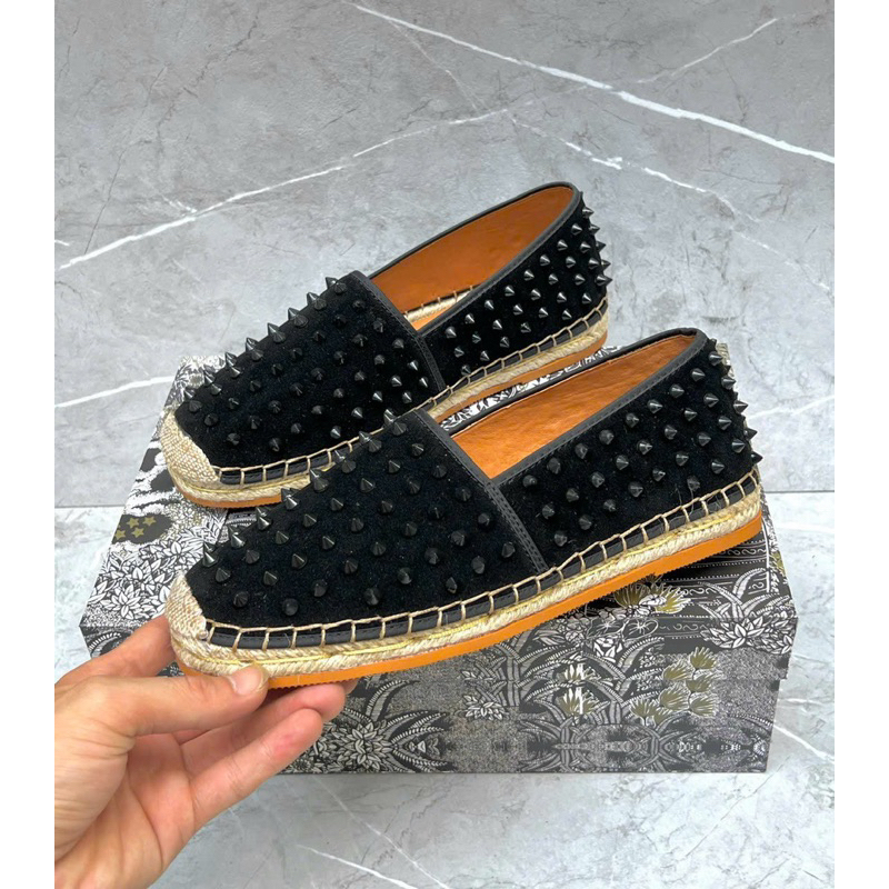 Giày slipon đính đá đen full mặt thêu viền đế chắc chắn,giày cói đính đinh lbt bản cao cấp