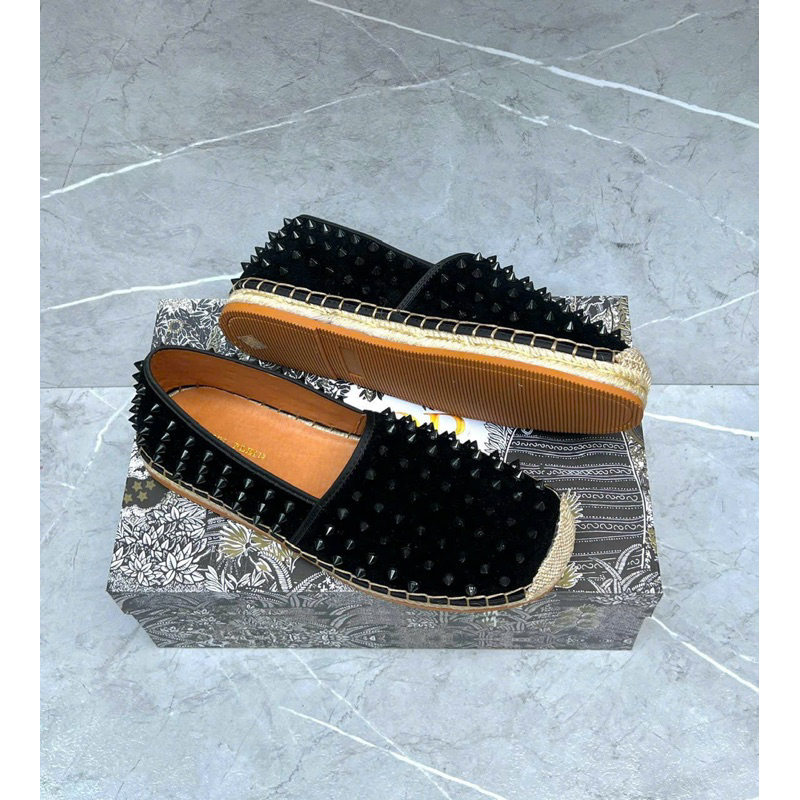 Giày slipon đính đá đen full mặt thêu viền đế chắc chắn,giày cói đính đinh lbt bản cao cấp