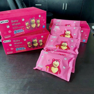 khăn giấy ướt gấu dâu