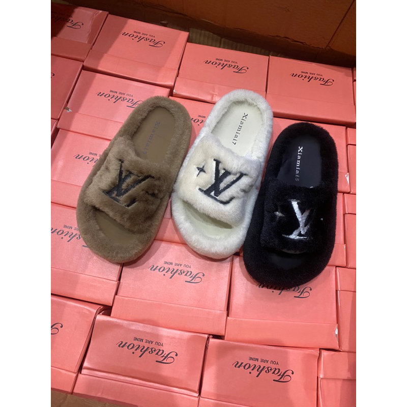 Dép lông LV quai ngang đế dày 3cm