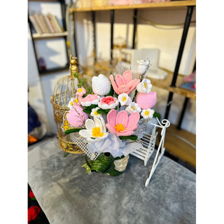 GIỎ HOA LEN HANDMADE THEO YÊU CẦU