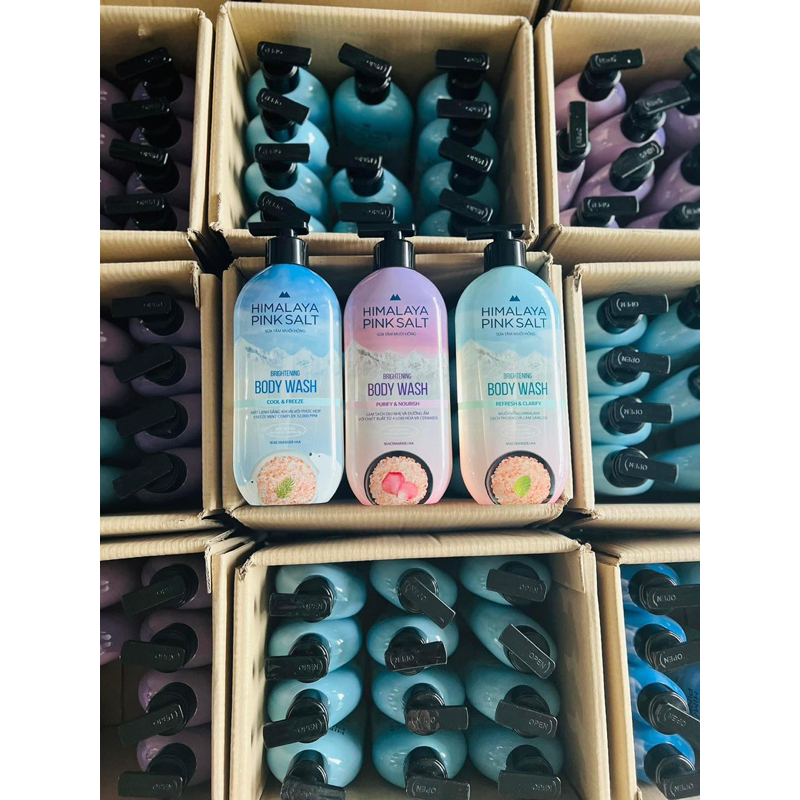 1 chai sữa tắm muối hồng Hymalaya 500gam