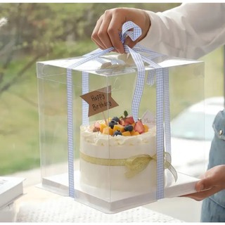 Hộp bánh sinh nhật trong suốt size 28x28x24 cm 3 chi tiết ( không kèm ruybang)