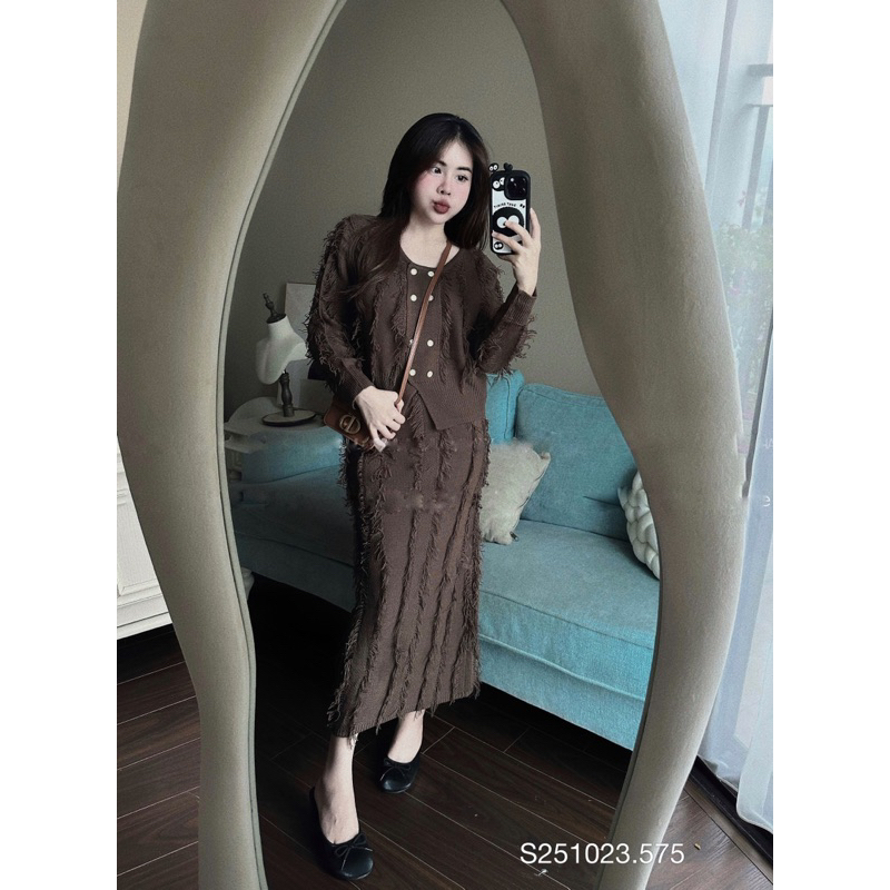 SET ÁO KÈM CHÂN VÁY DÀI