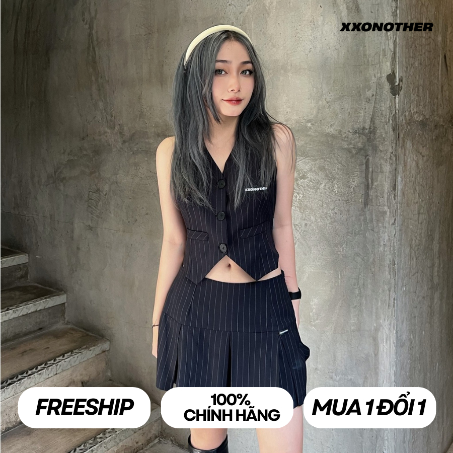 Set Áo Gile Và Chân Váy Kẻ Đen | HERRINGBONE SET - BLACK