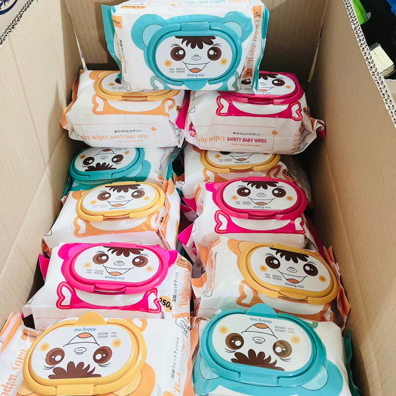 Thùng 30 GÓI KHĂN ƯỚT GẤU BABY WIPES Lớn 250g 17*23cm Không mùi