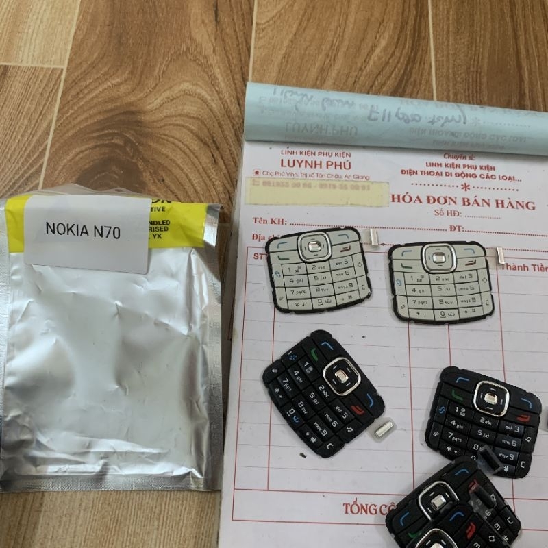 Bàn phím Nokia N70 zin chuẩn mới