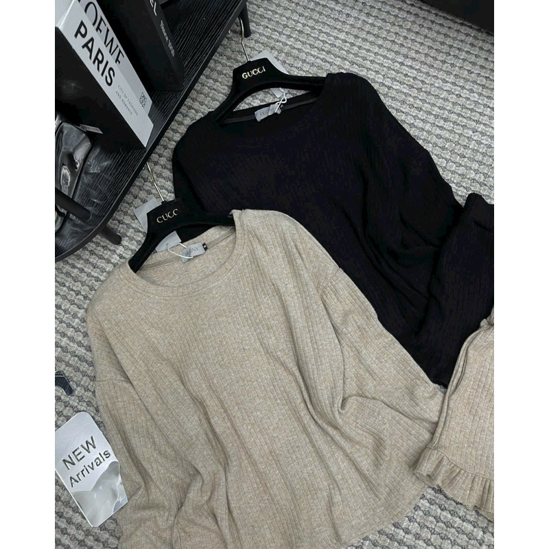 Set áo tay dài phối quần short viền bèo